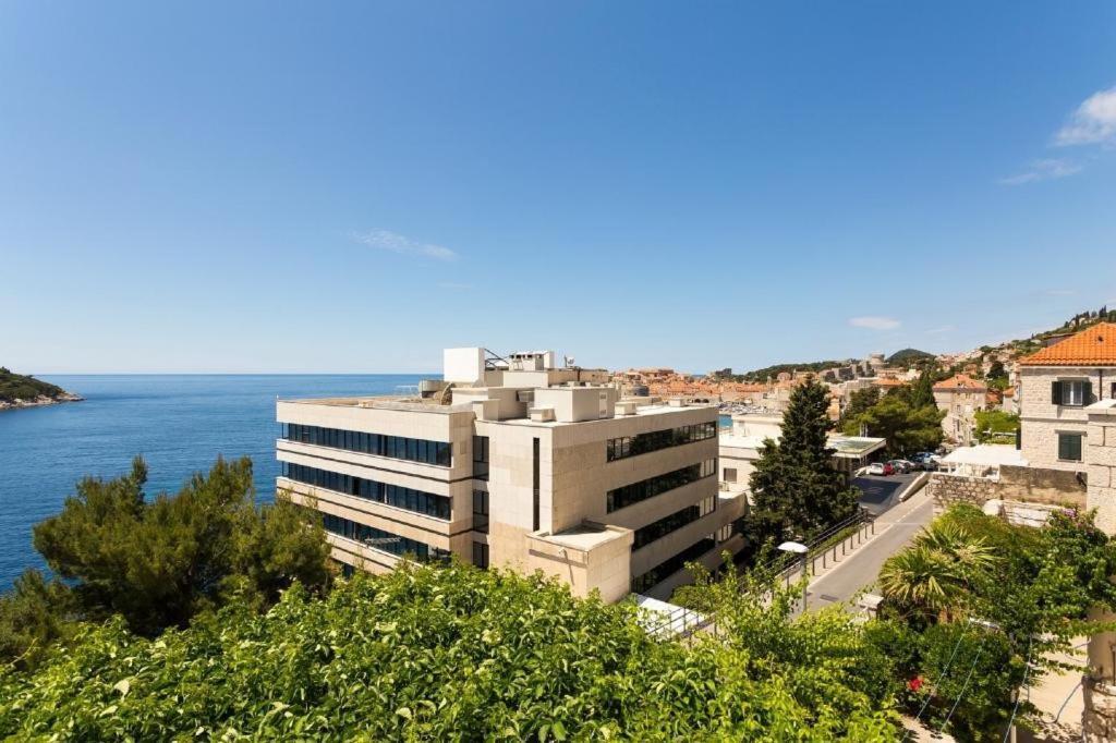 Natasha Apartman *